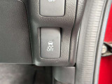 【VSC】横滑り防止装置(VDC/ESC)は、急なハンドル操作や滑りやすい路面で車両の横滑りを検知・抑制。安定した走行をサポートし、安全性を高めます。