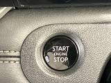 【プッシュパワースターター/プッシュエンジンスターター】質感のあるプッシュパワースターター&プッシュエンジンスターター。スイッチを押すだけで、簡単にオンオフができるので便利です。