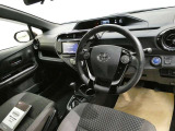 ご覧の車両以外にも多数のU-Carを展示販売しております。
