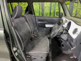 運転席シート廻りは使用感も少なく、良好な状態となっています。丁寧に使われていたことがよくわかりますね。