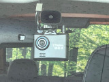 【ドライブレコーダー】ドライブレコーダー装備!走行中はもちろん、あおり運転や事故に遭遇した際、映像で記録し、万一のリスクに備えます。※記録用SDカードはお客様ご自身でご準備いただく必要があります。