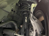 お車を安心してお乗りいただく為には、足回りの定期点検が欠かせません。サービスサポート(有償保証)では無料点検もご提供しており、安心のカーライフをお過ごしいただけるサポート体制が整っています。