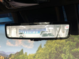 【デジタルインナーミラー】後席の大きな荷物や同乗者で後方が確認しづらい時でも安心!カメラが撮影した車両後方の映像をルームミラー内に表示。クリアな視界で状況の確認が可能です!