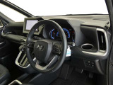 【運転席】運転席周りの画像です。プロの手で隅々までクリーニングしています。ご来店いただき実際に見てみてくださいね☆
