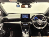 高いホールド性で運転姿勢が安定します。長距離ドライブでも疲れにくいのが魅力です。快適なドライビングライフをお送りください♪