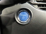 スマートキー装備車なので、キーを取り出さなくてもエンジン始動が可能です。