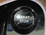 プッシュスタートはカギを取り出さなくてもエンジン始動が可能です。