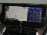 【12.3インチ純正ナビ】純正ナビを装備。タッチパネル式で使いやすく、詳細地図により目的地をピンポイントで設定できます。初めての道でも迷いにくく、ロングドライブも快適ですよ♪