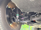 お車を安心してお乗りいただく為には、足回りの定期点検が欠かせません。サービスサポート(有償保証)では無料点検もご提供しており、安心のカーライフをお過ごしいただけるサポート体制が整っています。
