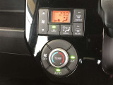 オートエアコンを装着しておりますので車内をお好みの快適な温度に保つことが可能です!