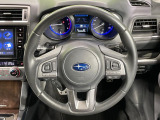 【ステアリングスイッチ】運転中、前方から目線をそらすことなく、オーディオ等の操作が可能な便利機能!安心&快適なドライブを演出してくれます♪