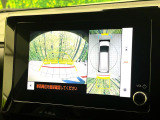 【パノラミックビューモニター】専用のカメラにより、上から見下ろしたような視点で360度クルマの周囲を確認することができます☆死角部分も確認しやすく、狭い場所での切り返しや駐車もスムーズに行えます。