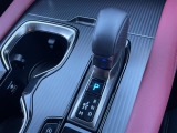 【 シフト 】スムーズなシフトチェンジで快適にお車を操縦していただけます!//