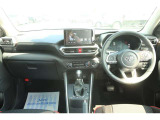 すっきりとした運転席回り☆