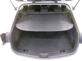 トノカバーで車外から荷室が見えないようにガード!