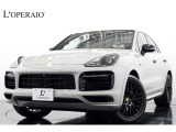 ポルシェ カイエンクーペ Eハイブリッド ティプトロニックS リアセンターシート 4WD