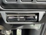 ETC車載器です。高速道路ではなくてはならない装備です!!