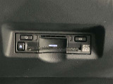 高速道路で便利な【ETC2.0】を装備しています。光ビーコン搭載で渋滞情報などナビゲーションと連動することで機能も充実いたします。他、観光施設に立ち寄るための高速料金割引サービス等もございます。