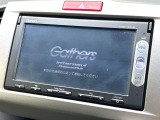 【純正ナビ】人気の純正ナビを装備しております。ナビの使いやすさはもちろん、オーディオ機能も充実!キャンプや旅行はもちろん、通勤や買い物など普段のドライブも楽しくなるはず♪
