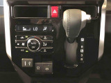 温度を設定すれば、自動で車内の温度管理をしてくれる優れものです♪ATミッションで運転楽々