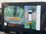【パノラミックビューモニター】専用のカメラにより、上から見下ろしたような視点で360度クルマの周囲を確認することができます☆死角部分も確認しやすく、狭い場所での切り返しや駐車もスムーズに行えます。