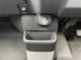 【 内装インテリア 】現車の確認はお電話で在庫のご確認の上、是非ご来店くださいませ!ご来店の難しい方は店舗スタッフがお電話やメールで詳細をお答えさせて頂きます。