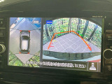 【アラウンドビューモニター】専用のカメラにより、上から見下ろしたような視点で360度クルマの周囲を確認することができます☆死角部分も確認しやすく、狭い場所での切り返しや駐車もスムーズに行えます。