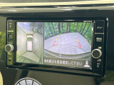 【アラウンドビューモニター】専用のカメラにより、上から見下ろしたような視点で360度クルマの周囲を確認することができます☆死角部分も確認しやすく、狭い場所での切り返しや駐車もスムーズに行えます。
