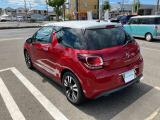 コーナーセンサー付きですので駐車も安心です。