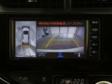 パノラミックビューモニター付きです。車両を上から見たような映像をディスプレイオーディオ画面に表示。運転席からの目視だけでは見にくい、車両周辺の状況をリアルタイムでしっかり確認できます。