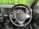 【純正革巻きステアリング】上質な革を使用することで、手にしっかり馴染みとても運転しやすいハンドルです♪