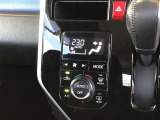 オートエアコンを装着しておりますので車内をお好みの快適な温度に保つことが可能です!
