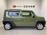 車両右側面からの写真になります。車をご覧になりたい時はお気軽に最寄りの店舗へご相談下さい。