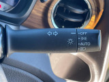 【 オートライト 】オートライトなのでライトの点け忘れを気にすることなく運転が出来ます♪//