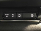 運転席回りのスイッチで安全装備のON/OFFも簡単に!