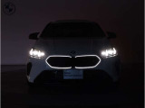 BMW代表的な特徴のキドニーグリル。BMWのすべてのモデルに採用され、BMWらしさを強調しております。