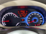 【スピードメーター】メーターがシンプルで見やすく運転しやすいですね!