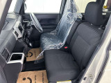 車内洗浄・艶出し・除菌&消臭と、隅々までまるまるクリーニング!洗浄剤は天然素材のため、肌に優しい仕上がりです。