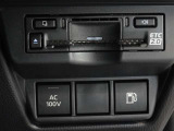 非常時やキャンプなどに役立つAC100Vコンセント付きです。ETCも装備してます。