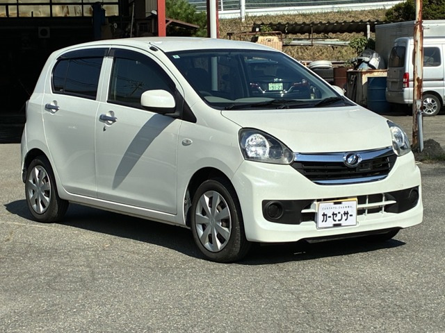 ダイハツ ミライース 
