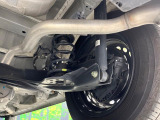 お車を安心してお乗りいただく為には、足回りの定期点検が欠かせません。サービスサポート(有償保証)では無料点検もご提供しており、安心のカーライフをお過ごしいただけるサポート体制が整っています。