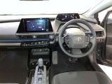 見通しのよいすっきりとした視界で、誰でも運転しやすいです。運転のしやすさは疲れにくさにも繋がりますよ♪