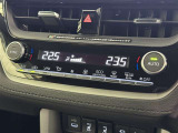 左右独立温度コントロールフルオートエアコンです。運転席、助手席それぞれで独立して温度設定ができます。冷え性の方が乗っても安心ですね♪