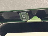 ナビゲーション等を装着した場合にバックするとき後方の安全確認ができるバックカメラが付いてます