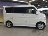 エンジンルーム、室内、クリーニング済みです。厳選したお車を屋内展示場にて展示中☆車両品質には自信がございます!ぜひ一度ご来店ください!!
