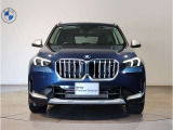 BMW代表的な特徴のキドニーグリル。BMWのすべてのモデルに採用され、BMWらしさを強調しております。