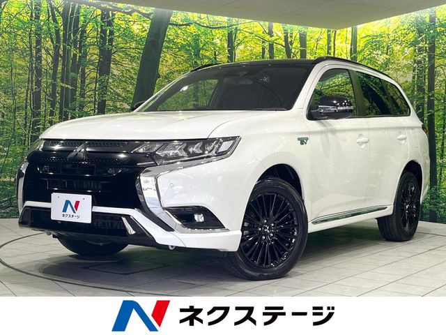 アウトランダー PHEV 2.4 ブラック エディション 4WD 