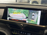 【パノラミックビューモニター】専用のカメラにより、上から見下ろしたような視点で360度クルマの周囲を確認することができます☆死角部分も確認しやすく、狭い場所での切り返しや駐車もスムーズに行えます。