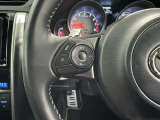 ステアリングスイッチ装備!運転しながら手元でオーディオの操作などができます。