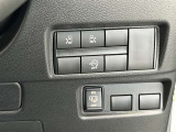 先進の安全装置が装着されています。詳しい機能についてはスタッフまでお問合せください。